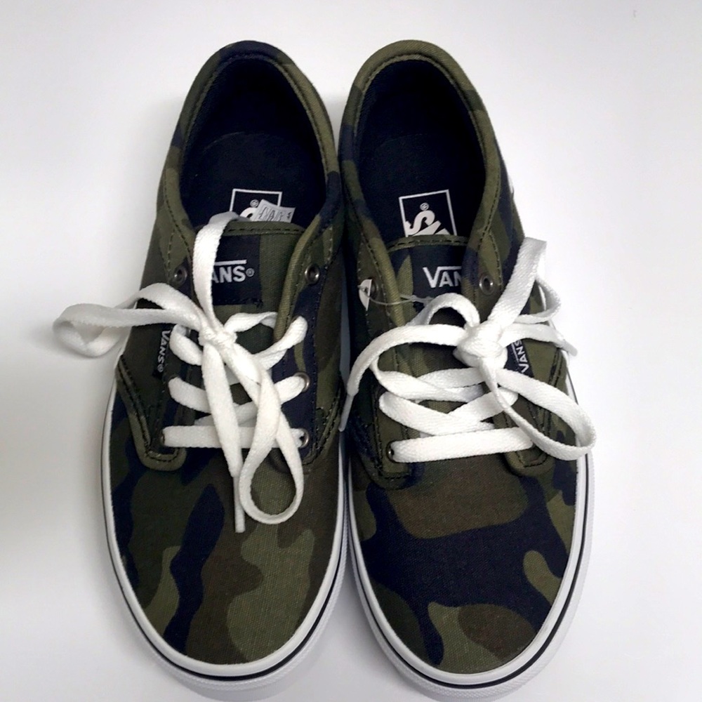 Vans Camo Lace-up Shoes Youth Size 3.5
